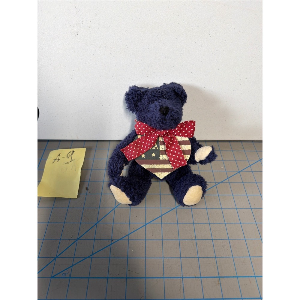Boyds Collection Patriotic Navy Blue Teddy Bear‎ American Flag Heart 8 Inch